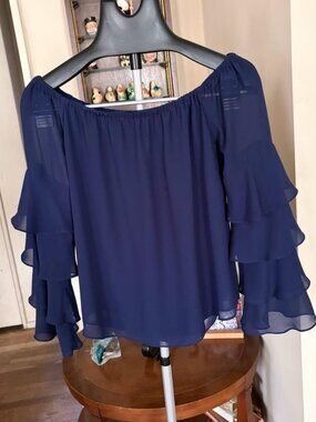 Naked zebra tiered ruffle sleeves